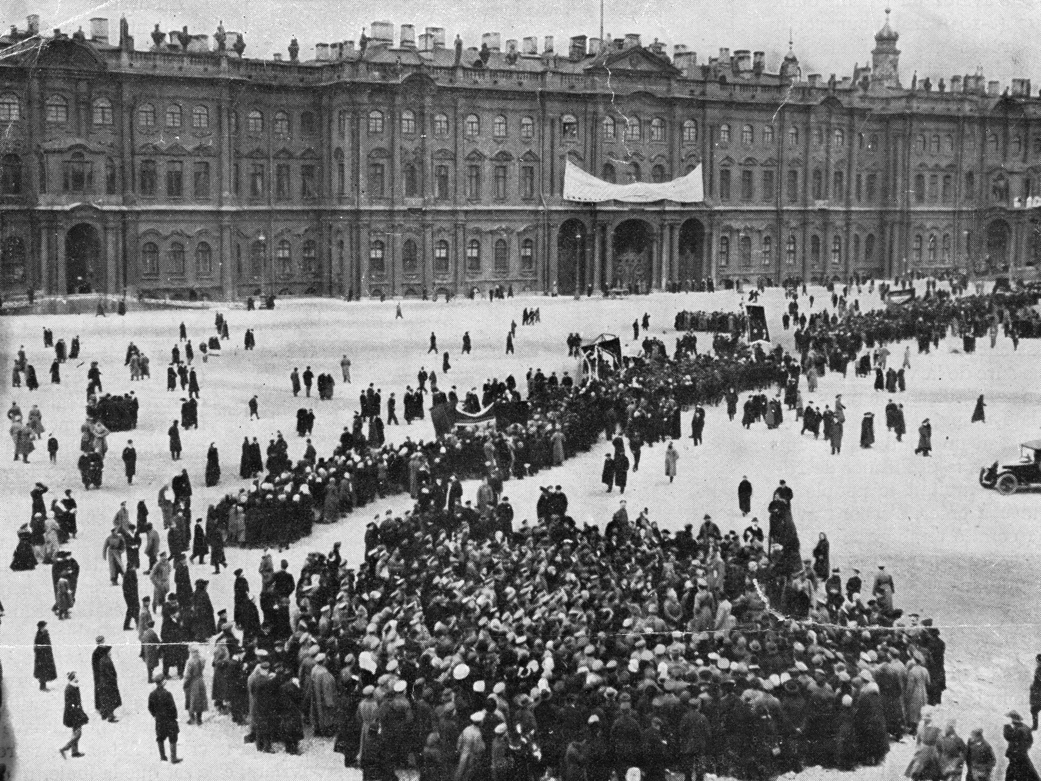 Mentiras sobre o comunismo são onde a ultradireita e o stalinismo se encontram
