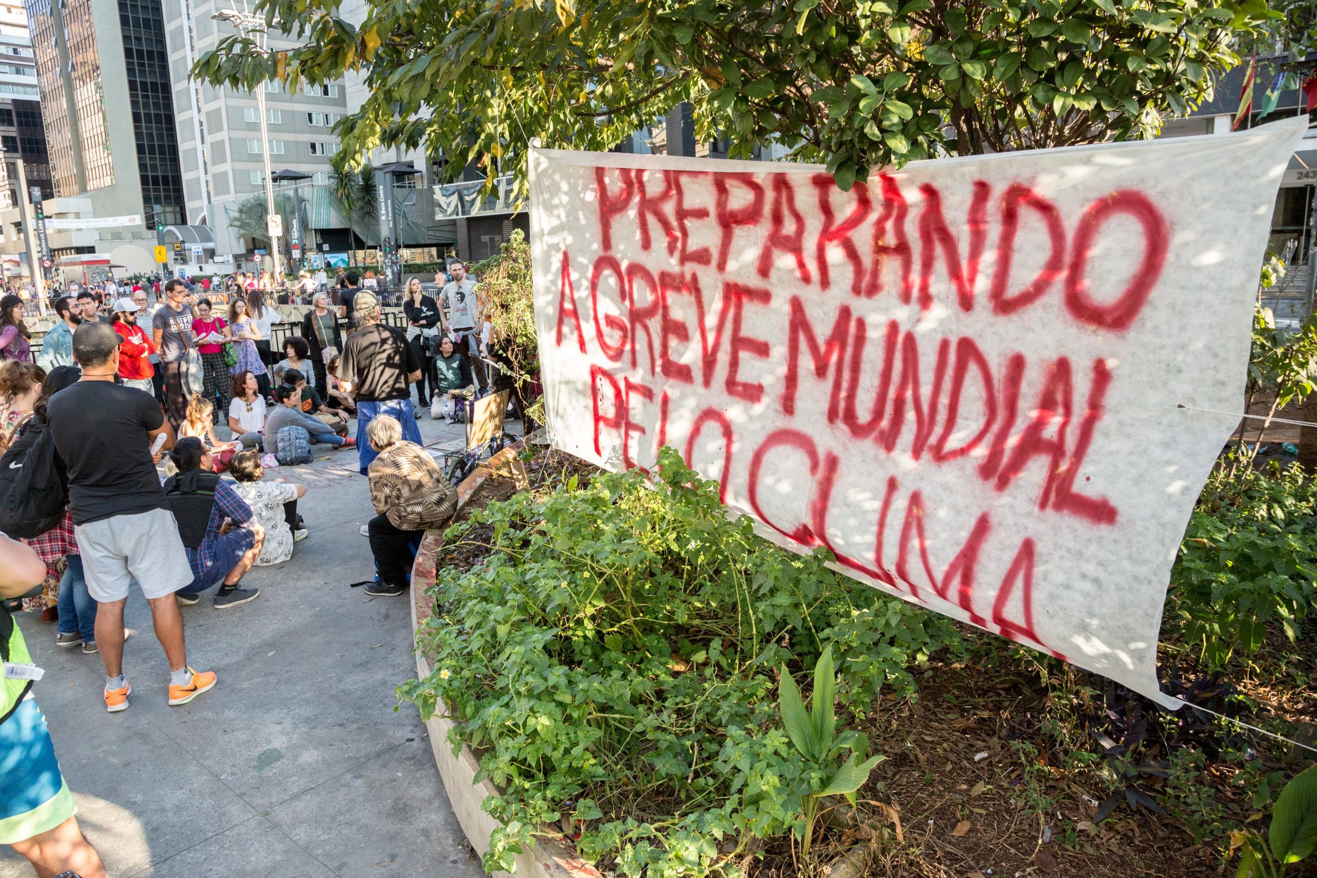 Painel do clima da ONU prevê que Terra atingirá limite na próxima década