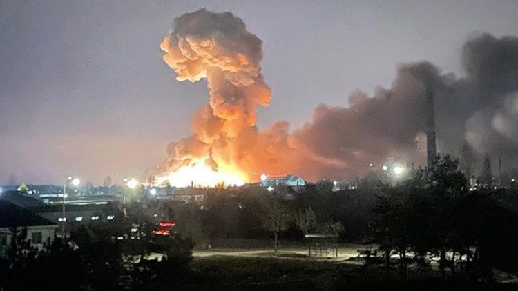 Dois meses de resistência do povo ucraniano ao carniceiro Putin