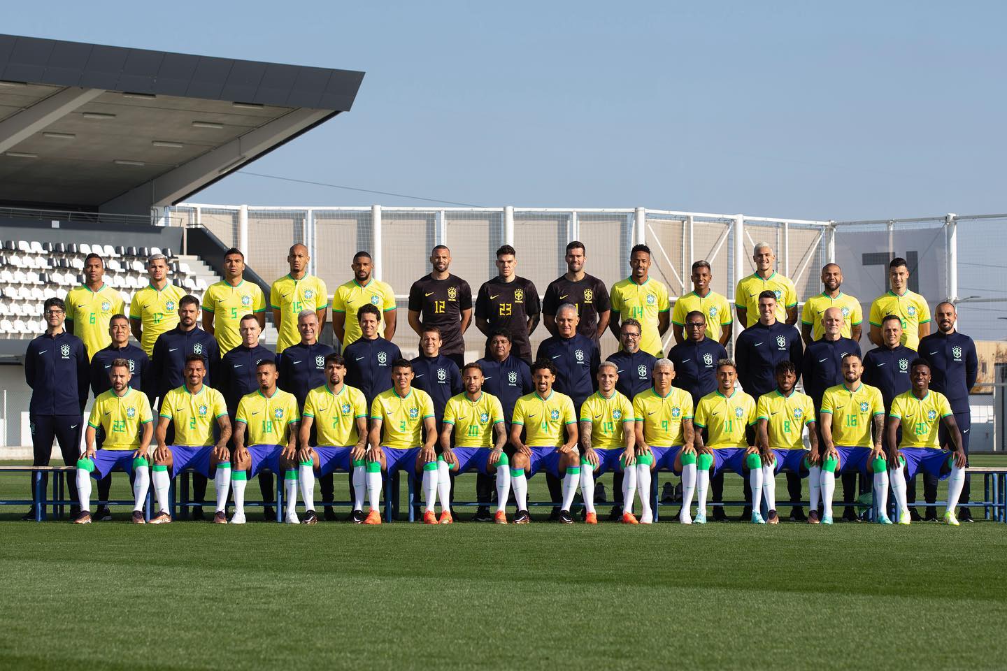 A seleção é brasileira ou formada por jogadores brasileiros?