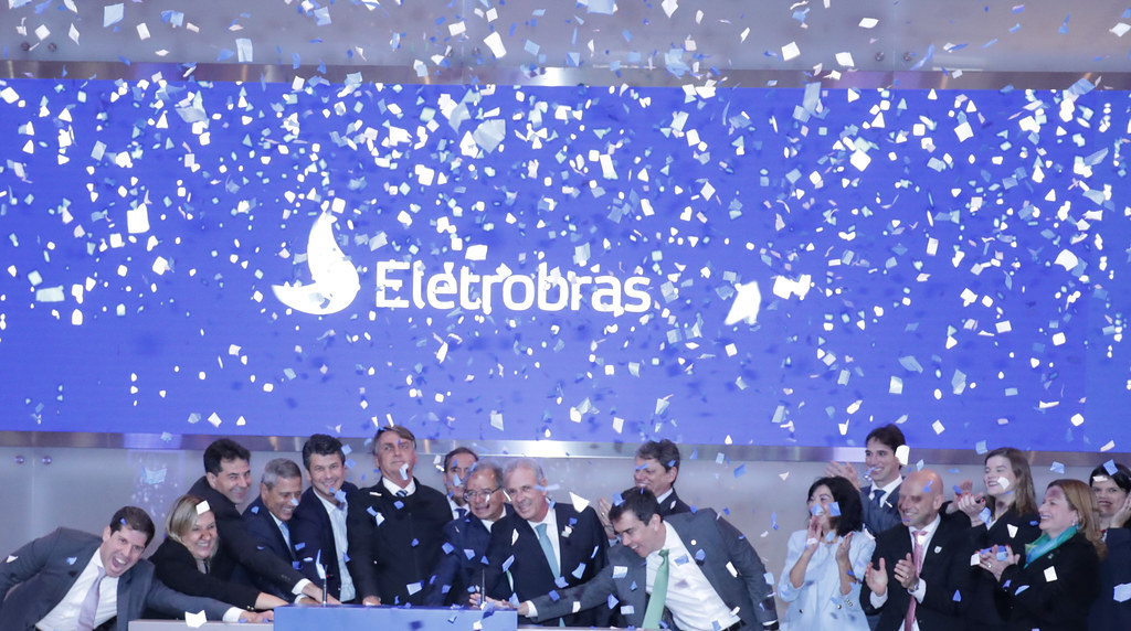 Privatização da Eletrobras é roubo: Estatização sem indenização, já!