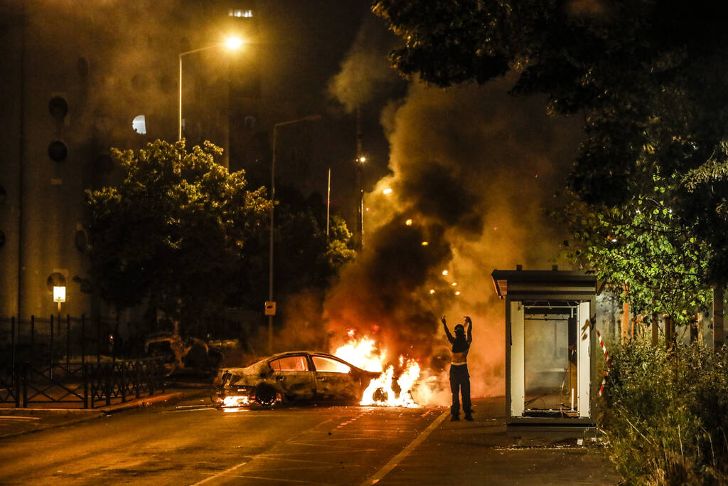 O incêndio francês