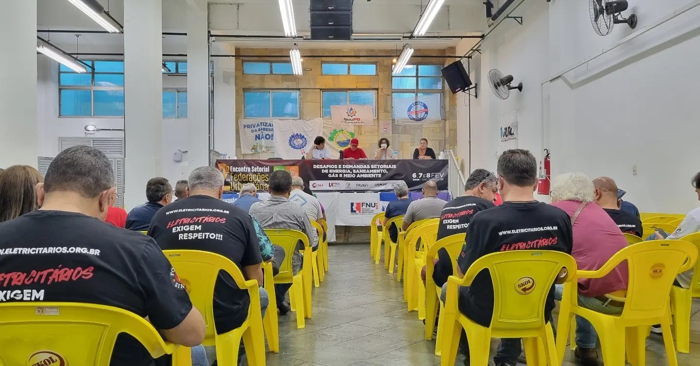 Urbanitários exigem fim das privatizações do governo Lula
