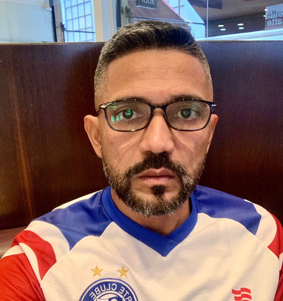 Roberto Aguiar, da redação