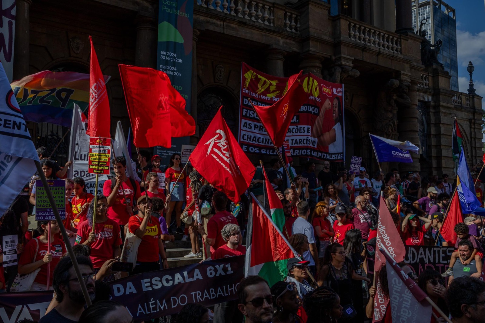 1º de Maio: Ir às ruas contra os patrões e os governos, pelas reivindicações da classe trabalhadora