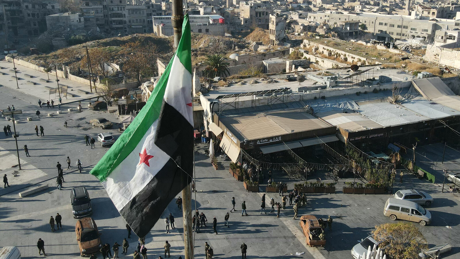 Ofensiva rebelde surpreende a ditadura síria e toma Aleppo