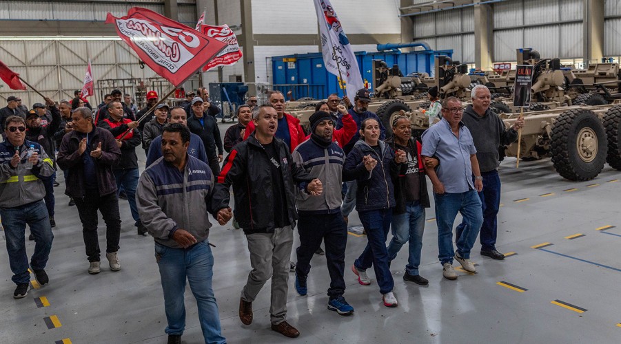 SP: Metalúrgicos ocupam fábrica da Avibras em Jacareí