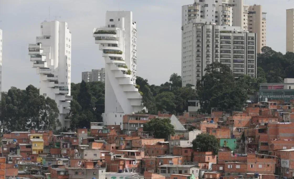 O Brasil é mesmo dos brasileiros?