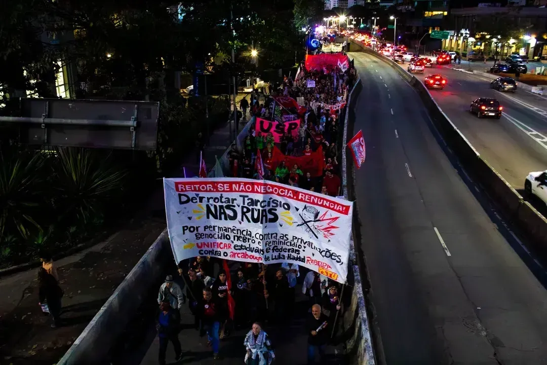Unificar a luta das estaduais paulistas com as federais e construir uma alternativa socialista e revolucionária para o movimento estudantil