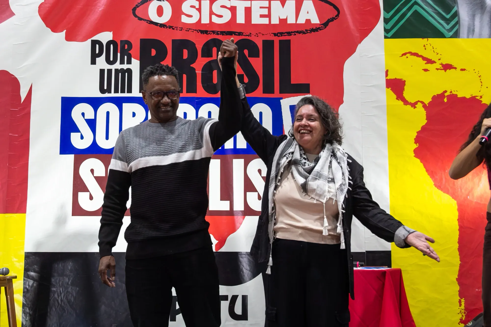 Com quantos programas se faz uma eleição?