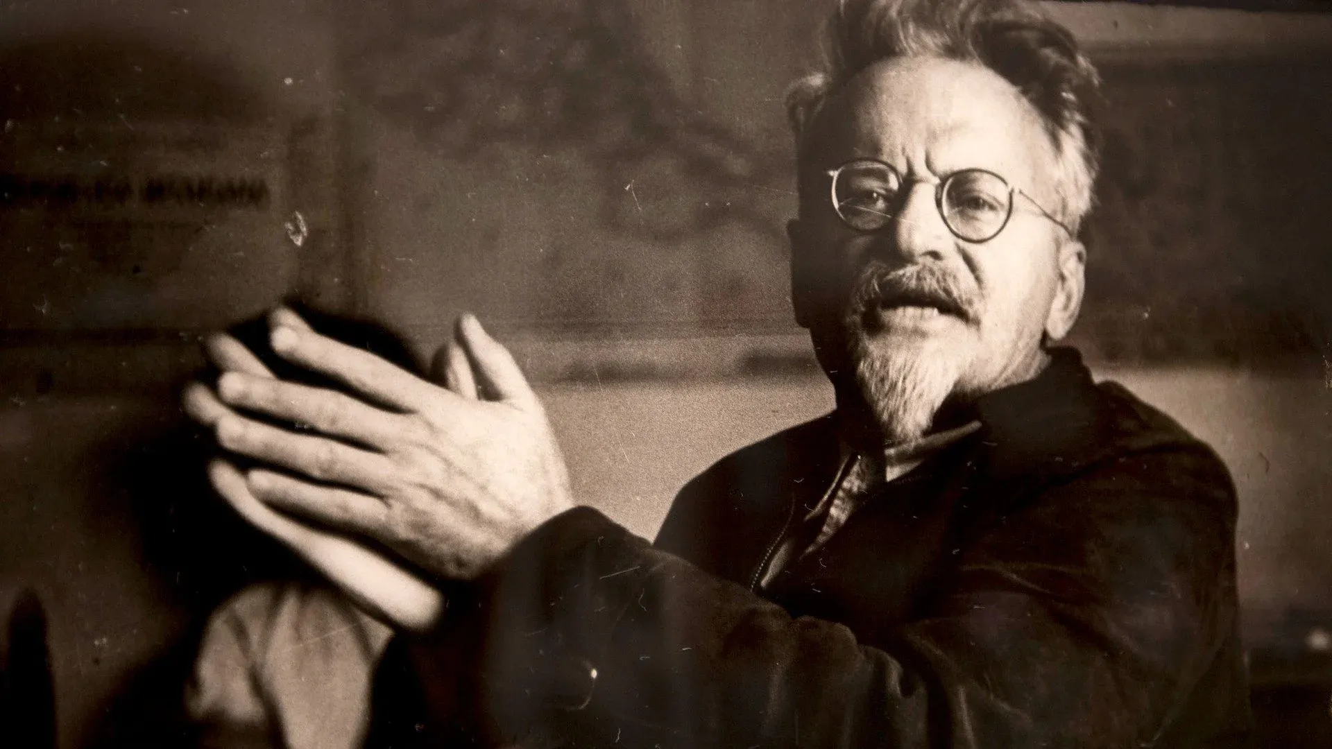 Após 86 anos de sua morte, por que Trotsky continua fundamental?