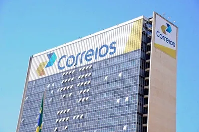 Correios: Uma reestruturação que ameaça destruir a empresa pública