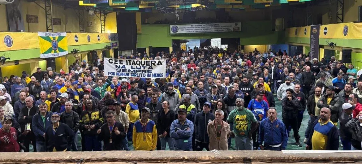 Contra reestruturação e ataques, trabalhadores do Correios decretam greve em todo país