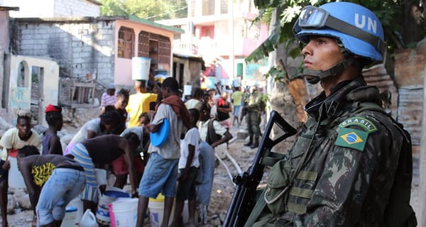 Na Europa, Lula lembra do Haiti, mas se "esquece" que comandou ocupação militar do país