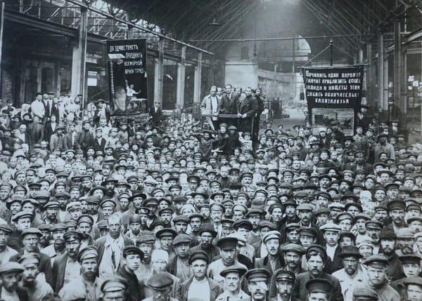 Os 105 anos da revolução que mudou a História