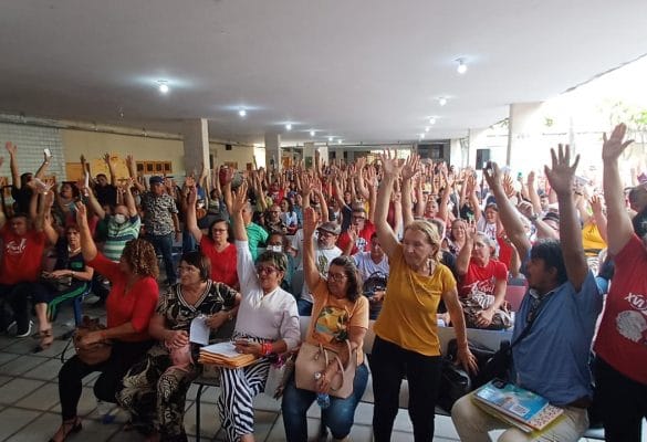 Professores do RN fazem greve por reajuste do Piso Salarial e enfrentam governadora do PT que foi relatora da lei