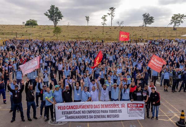 Em assembleia na fábrica, metalúrgicos da General Motors confirmam greve por tempo indeterminado