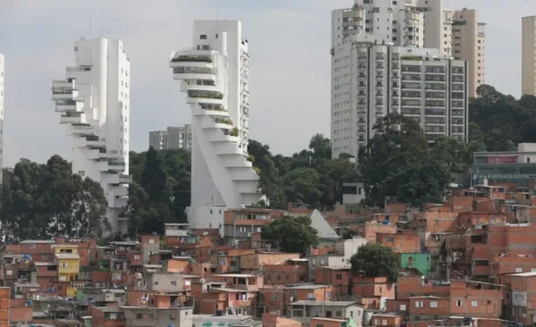 O Brasil é mesmo dos brasileiros?