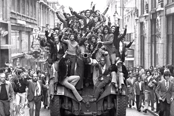 25 de abril de 1974 em Portugal: Quando a classe trabalhadora toma a dianteira