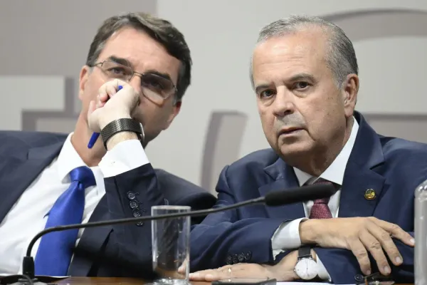 Extrema direita, centrão e patronal atacam fim da escala 6x1 e tentam impor a 7x0