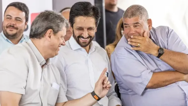 Prisão de aliado de Tarcísio revela mais conexões políticas do PCC