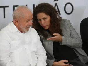 Lula avança com sua reforma administrativa no serviço público federal 