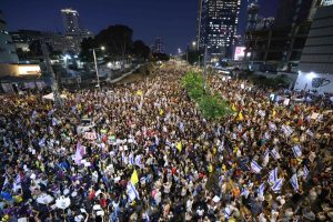 Greve geral amplia a crise israelense